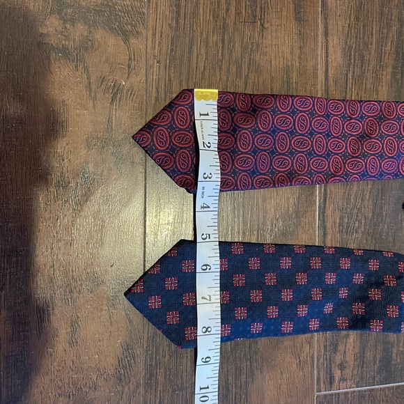 Burberry London Tie lot of 2 - Picture 5 of 8